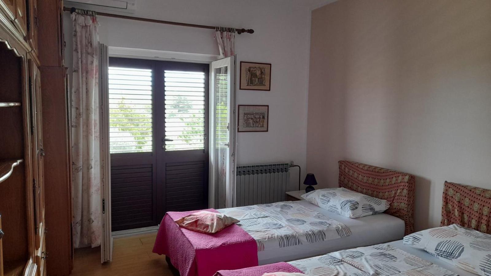 Family Apartment Tonko With King'S Bed Matulji Esterno foto